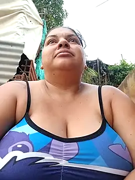 chubby sexy big tits online show from February 15, 2025, 12:01 pm