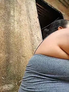 chubby sexy big tits online show from February 15, 2025, 9:37 pm