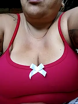chubby sexy big tits online show from February 17, 2025, 2:04 pm