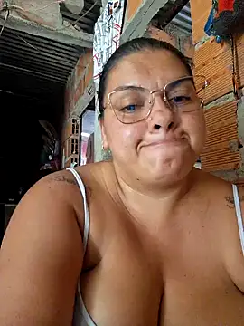 chubby sexy big tits online show from February 20, 2025, 5:07 pm
