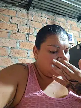 chubby sexy big tits online show from February 22, 2025, 12:38 am