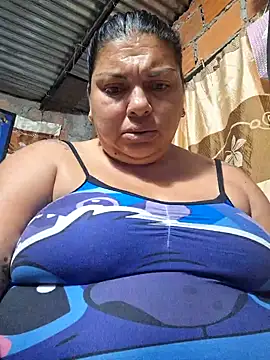 chubby sexy big tits online show from March 2, 2025, 5:23 am