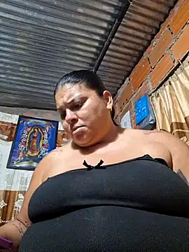 chubby sexy big tits online show from March 4, 2025, 12:50 am