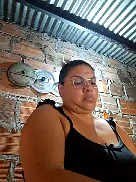 chubby sexy big tits online show from March 4, 2025, 3:26 pm