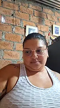 chubby sexy big tits online show from March 4, 2025, 10:05 pm