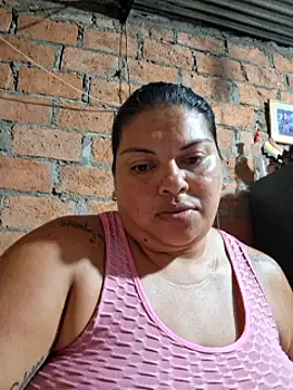 chubby sexy big tits online show from March 5, 2025, 11:38 pm