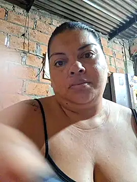 chubby sexy big tits online show from March 18, 2025, 11:19 am