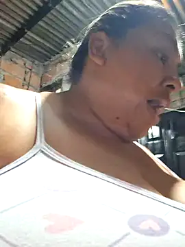 chubby sexy big tits online show from October 17, 2025, 12:14 am