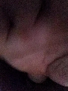 Snapshot of TwoDirtyFlames chatting on January 12, 2025, 4:00 am TwoDirtyFlames online show from January 12, 2025, 4:00 am