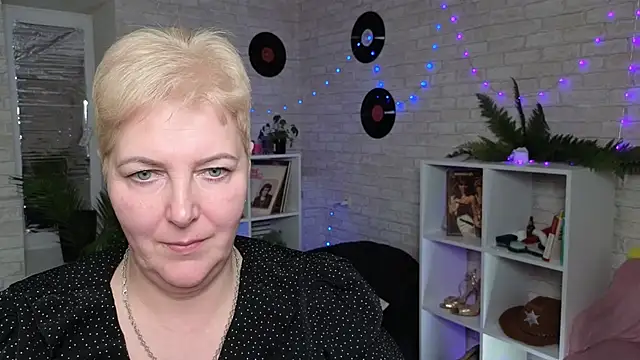 Snapshot of Sandra_Snow chatting on December 28, 2024, 6:50 pm Sandra Snow online show from December 28, 2024, 6:50 pm