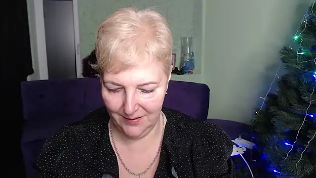 Snapshot of Sandra_Snow chatting on January 10, 2025, 6:06 pm Sandra Snow online show from January 10, 2025, 6:06 pm