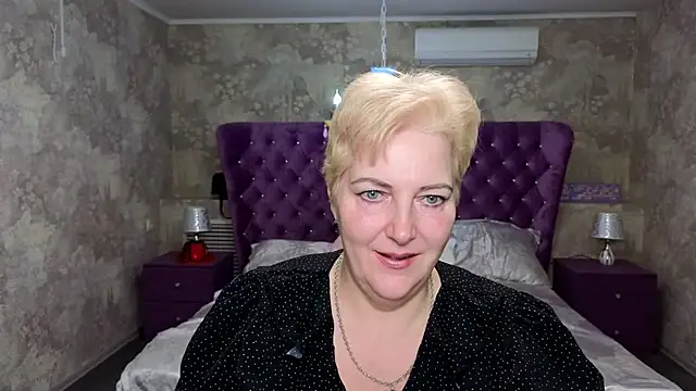 Snapshot of Sandra_Snow chatting on February 1, 2025, 2:13 pm Sandra Snow online show from February 1, 2025, 2:13 pm