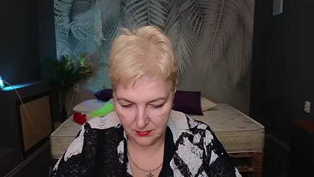Snapshot of Sandra_Snow chatting on February 9, 2025, 2:29 pm Sandra Snow online show from February 9, 2025, 2:29 pm