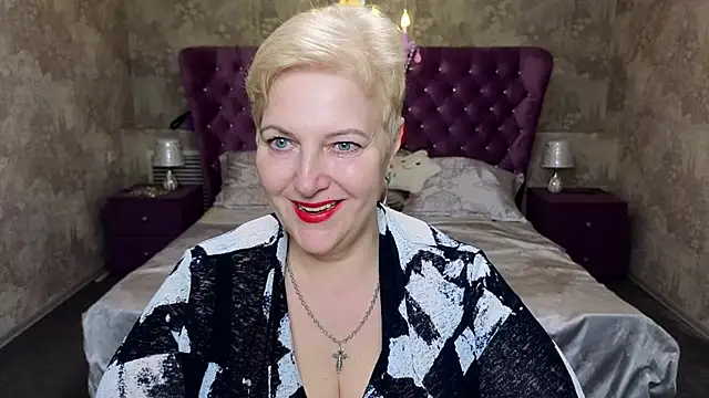 Snapshot of Sandra_Snow chatting on February 26, 2025, 2:36 pm Sandra Snow online show from February 26, 2025, 2:36 pm
