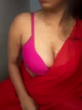 Snapshot of hinaa_khan chatting on December 15, 2025, 6:45 pm hinaa khan online show from December 15, 2025, 6:45 pm