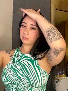 Zoee t online show from November 22, 2025, 8:08 pm