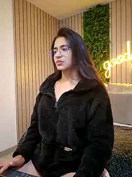 StefaBrown online show from January 22, 2025, 5:59 pm