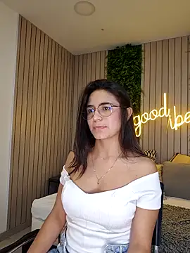 StefaBrown online show from February 23, 2025, 3:51 pm