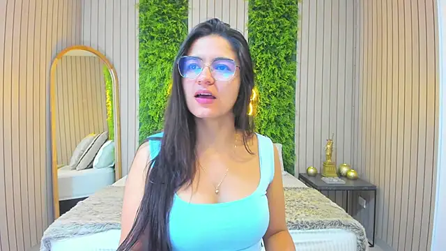 StefaBrown online show from March 21, 2025, 11:22 am