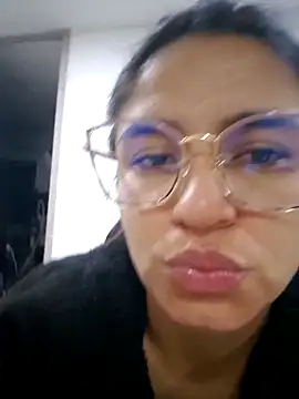 StefaBrown online show from October 29, 2025, 11:23 am