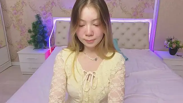 Babby Rabbit online show from December 13, 2024, 11:45 am