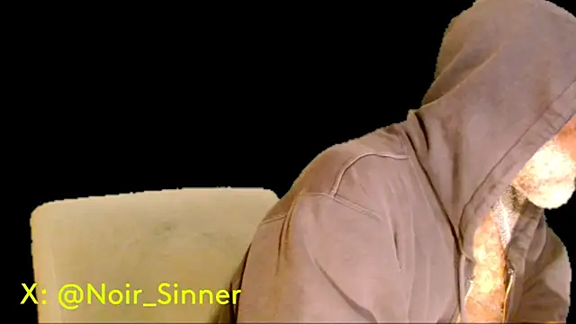 sinnernoir online show from December 4, 2025, 8:50 pm