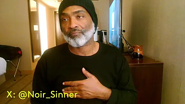 sinnernoir online show from January 15, 2026, 10:31 am