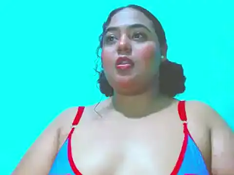 emyli 23 online show from December 30, 2024, 3:47 am