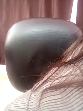 Snapshot of Cute-Anamika50 chatting on February 12, 2025, 10:14 am Cute-Anamika50 online show from February 12, 2025, 10:14 am