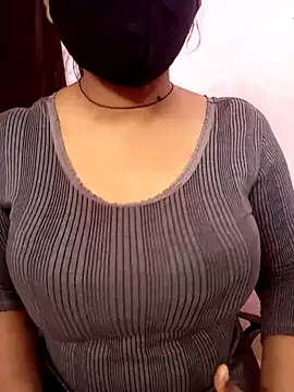 Snapshot of Cute-Anamika50 chatting on February 14, 2025, 4:15 am Cute-Anamika50 online show from February 14, 2025, 4:15 am