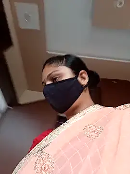 Cute-Aadhvita online show from April 17, 2026, 2:58 am