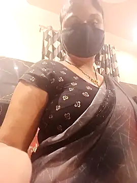 Snapshot of Cute-Aadhvita chatting on May 4, 2026, 1:40 pm Cute-Aadhvita online show from May 4, 2026, 1:40 pm