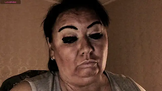 SexxyDreams1 online show from March 6, 2026, 10:17 pm