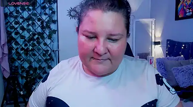 julieta 733 online show from December 17, 2024, 5:15 pm