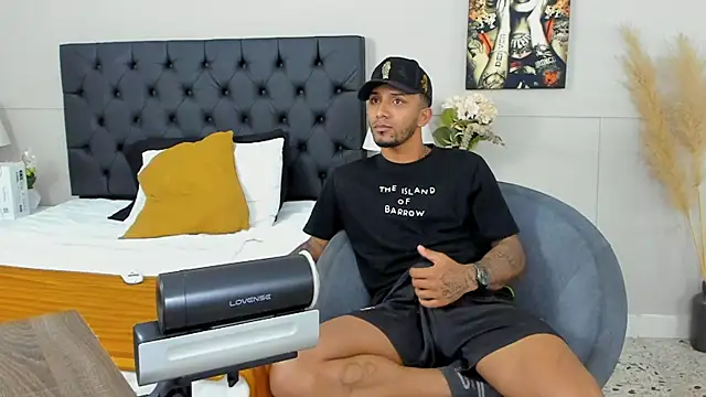 Robin Rief online show from February 26, 2025, 9:32 am