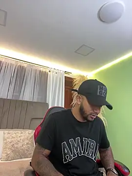 Robin Rief online show from December 20, 2025, 11:28 am