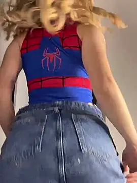 NicoleCut online show from January 31, 2025, 11:24 am