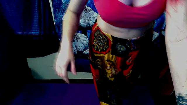  hellostormy  online show from October 27, 2025, 3:05 pm