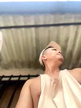 adam-rivera online show from October 10, 2025, 4:17 pm