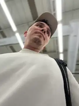 adam-rivera online show from January 17, 2026, 1:54 am