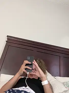 Snapshot of 1prettygem chatting on January 18, 2025, 9:13 pm 1prettygem online show from January 18, 2025, 9:13 pm