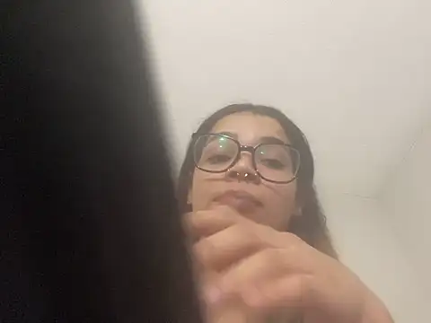 Snapshot of 1prettygem chatting on January 27, 2025, 3:37 am 1prettygem online show from January 27, 2025, 3:37 am