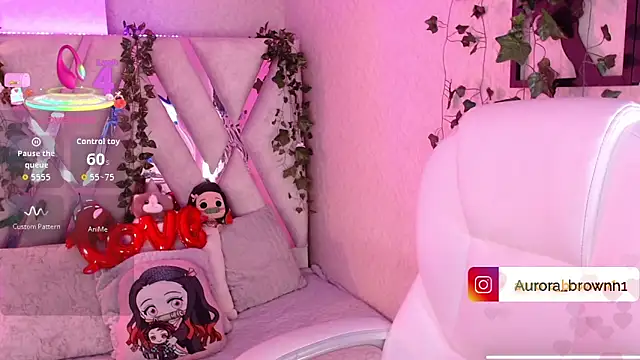 Aurora Brownn online show from November 25, 2025, 4:23 am