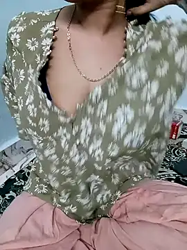 Haniya-143 online show from November 11, 2025, 11:27 pm