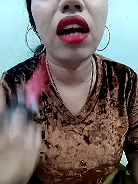 Haniya-143 online show from December 14, 2025, 10:25 pm