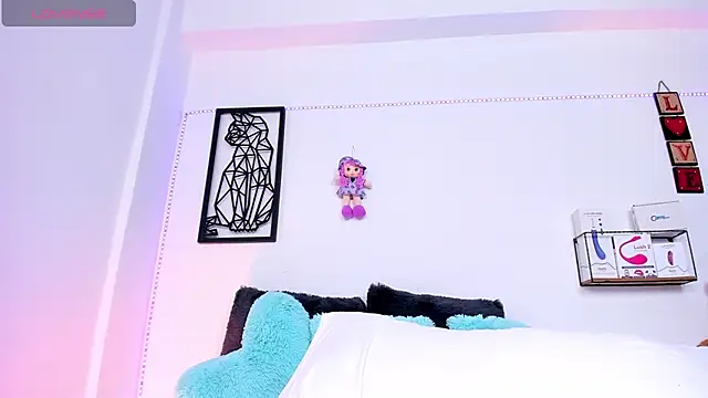 Snapshot of Mari_Sweett chatting on January 22, 2025, 9:21 pm Mari Sweett online show from January 22, 2025, 9:21 pm