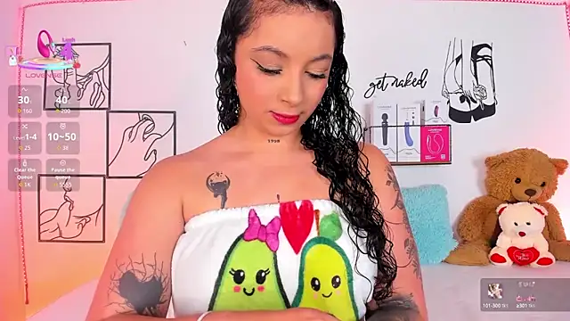 Snapshot of Mari_Sweett chatting on September 14, 2025, 7:35 pm Mari Sweett online show from September 14, 2025, 7:35 pm