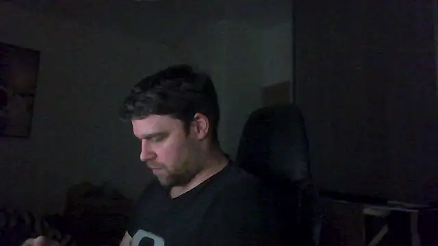 Snapshot of The_big_viking_ chatting on February 10, 2026, 8:35 pm The big viking online show from February 10, 2026, 8:35 pm