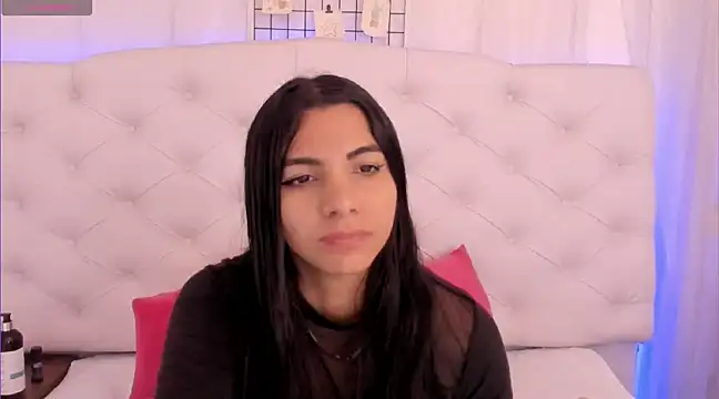 anchela-garcia1 online show from January 8, 2025, 12:58 pm