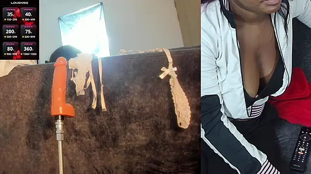 Snapshot of mia-brit chatting on February 6, 2025, 6:02 pm mia-brit online show from February 6, 2025, 6:02 pm